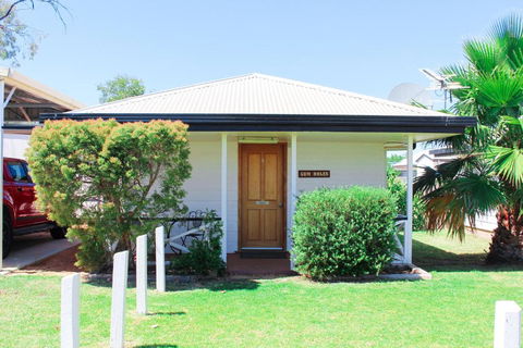 Warrego Hotel Motel Cunnamulla - Accommodation Gladstone 2