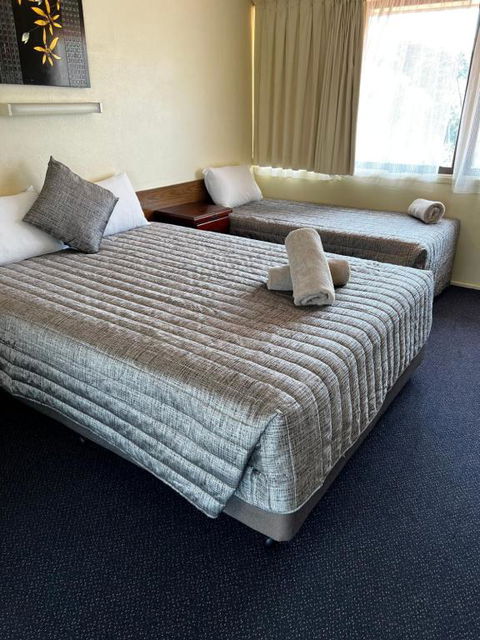 Y Motels Gympie - Accommodation Gladstone 1