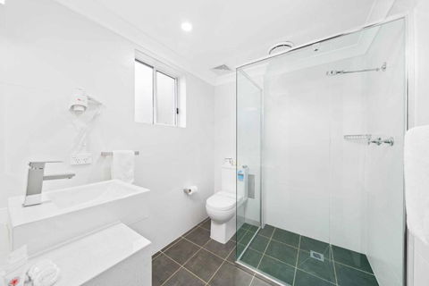 WM Bankstown - Accommodation Gladstone 2