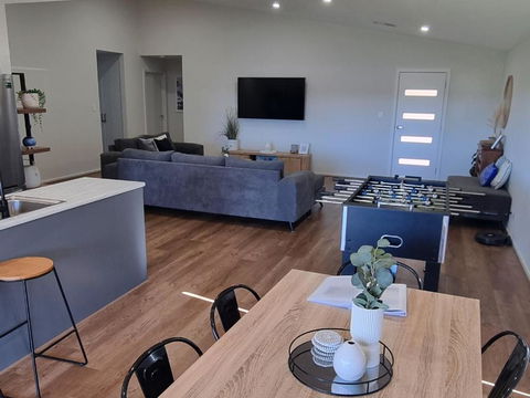 Wellington Marina70 - Accommodation Gladstone 3