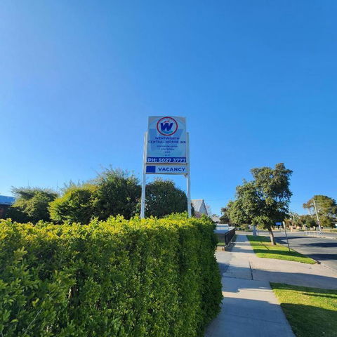 Wentworth Central Motor Inn - Accommodation Gladstone 0