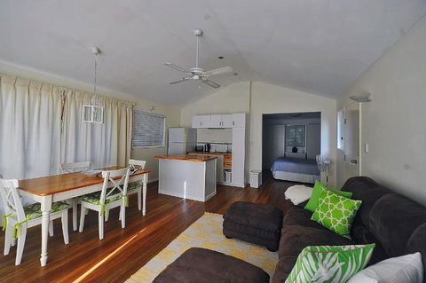 Wondai Hideaway Apartment - Accommodation Gladstone 0
