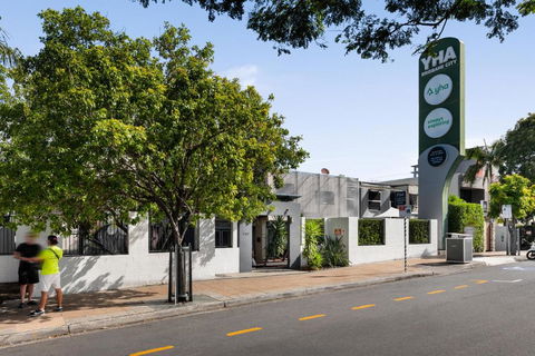 YHA Brisbane City - Accommodation Gladstone 1