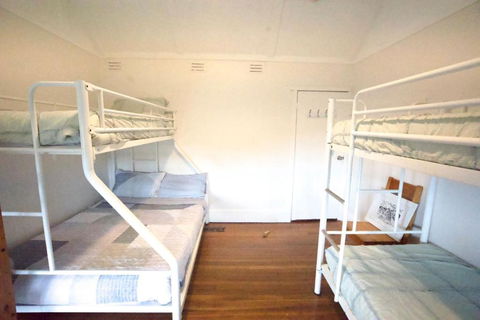 YHA Pittwater Eco, Sydney - Accommodation Gladstone 3