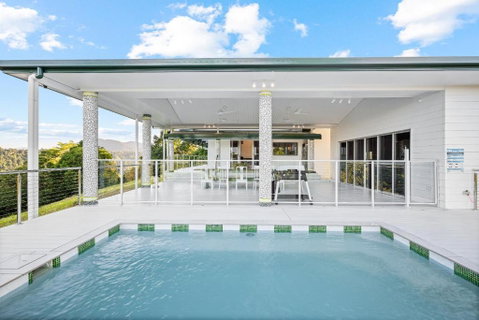 Spearmint House - Art Deco Gem In Misty Mountains - Accommodation Gladstone 0