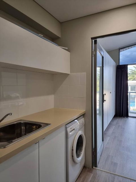 Waverley Apartment D-one Bedroom Wifi Available - Accommodation Gladstone 1