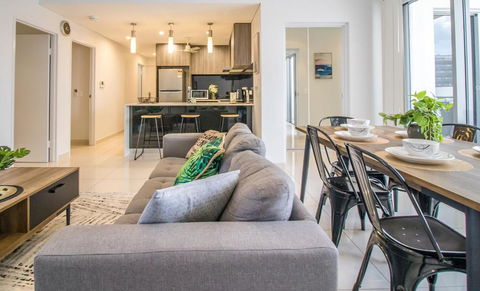 ZEN CENTRAL CBD - Affordable 3-Bdrm Apt In The Heart Of Darwin City - Accommodation Gladstone 2