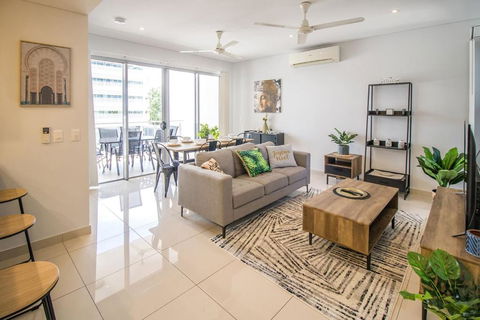 ZEN CENTRAL CBD - Affordable 3-Bdrm Apt In The Heart Of Darwin City - Accommodation Gladstone 1