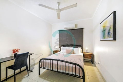 ZEN FORESHORE Cozy 2-BR, 2-BA Holiday Home + Pool - Accommodation Gladstone 2