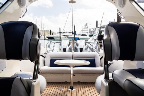 Premium Private Charter - Accommodation Gladstone 4