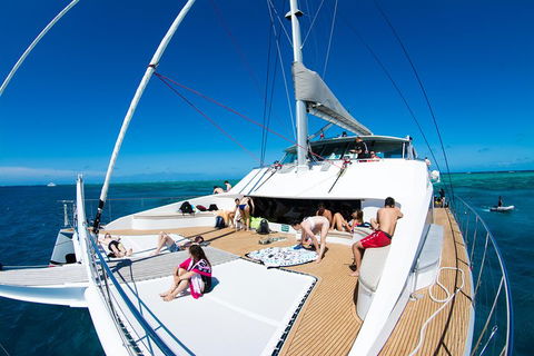 Passions Of Paradise Great Barrier Reef Snorkel And Dive Cruise From Cairns By Luxury Catamaran - Accommodation Gladstone 3
