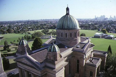 Melbourne City Tour: Lifestyle Of The Rich And Famous - Accommodation Gladstone 4