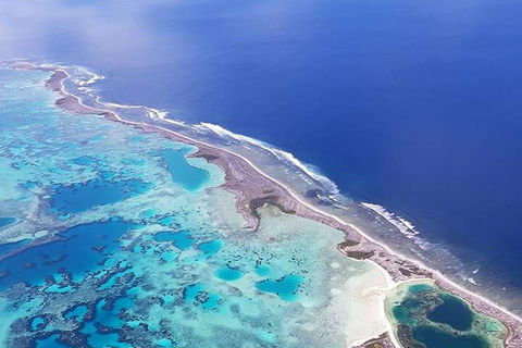 Abrolhos Islands Fixed-Wing Scenic Flight - Accommodation Gladstone 5