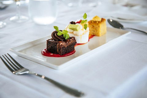 Journey Beyond Cruise Sydney Harbour - All Inclusive Dinner Cruise - Accommodation Gladstone 2