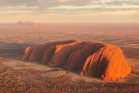 Helicopter Scenic: Extended Uluru & Kata Tjuta - Accommodation Gladstone 1