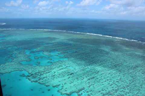 Reef And Island Scenic Flight From Airlie Beach - Accommodation Gladstone 1