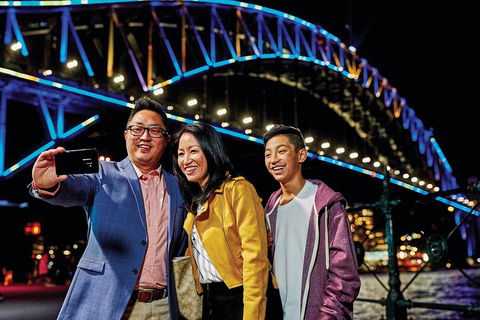 Sydney By Night - Private Luxury Night Tour - Accommodation Gladstone 5
