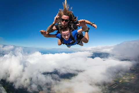 Reef And Rainforest Tandem Sky Dive In Cairns - Accommodation Gladstone 0