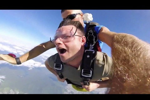 Reef And Rainforest Tandem Sky Dive In Cairns - Accommodation Gladstone 1
