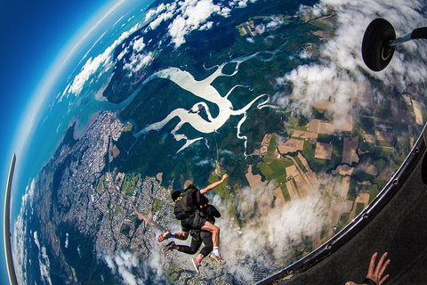Reef And Rainforest Tandem Sky Dive In Cairns - Accommodation Gladstone 5