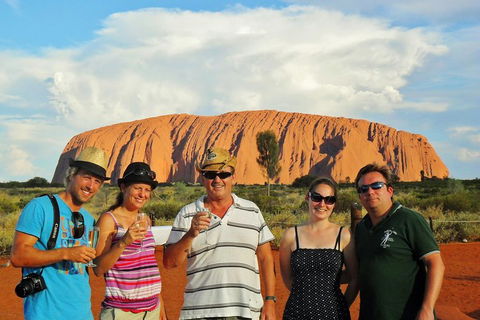 Ayers Rock Day Trip From Alice Springs Including Uluru, Kata Tjuta And Sunset BBQ Dinner - Accommodation Gladstone 0