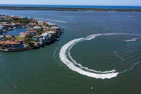 Jet-Boat Ride And Helicopter Flight From The Gold Coast - Accommodation Gladstone 1