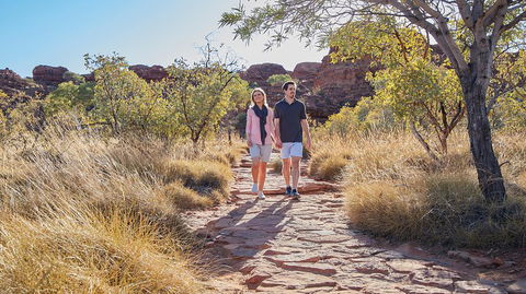 Kings Canyon Guided Rim Walk - Accommodation Gladstone 4