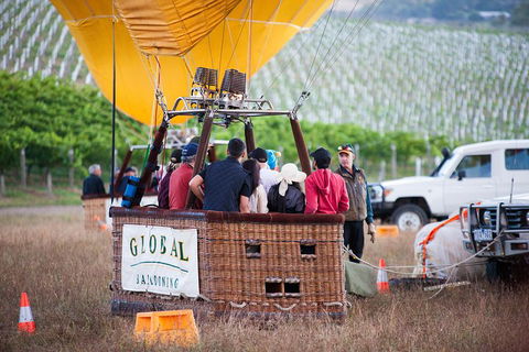 Yarra Valley Balloon Flight And Winery Tour - Accommodation Gladstone 2