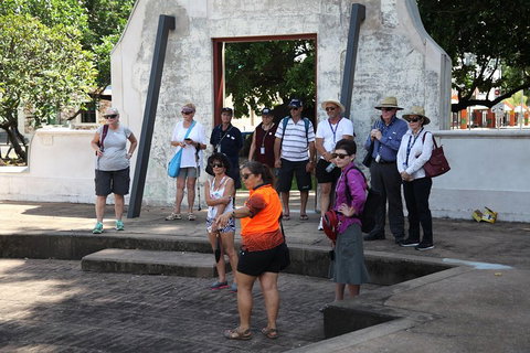 Darwin Walking Tour: World War II Reflections - Accommodation Gladstone 4