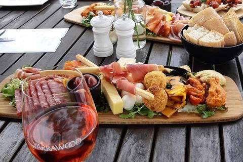 CHEVY CONVERTIBLE Package For 4 -Wine Lunch Cheese & Chocolate From Yarra Valley - Accommodation Gladstone 0