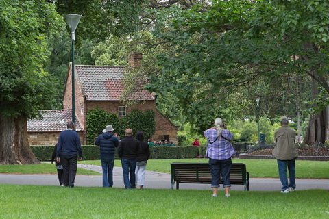 Small-Group Melbourne Sightseeing Tour - Accommodation Gladstone 1