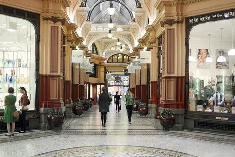 Small-Group Melbourne Sightseeing Tour - Accommodation Gladstone 2