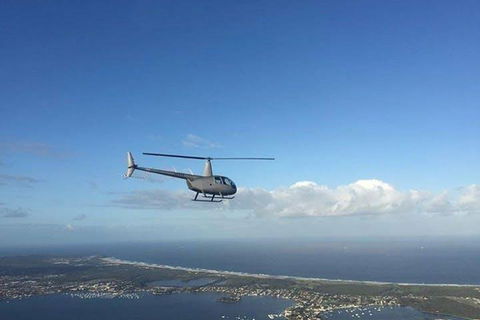 Coastal Helicopter Shared Flight - 20 Minutes - Accommodation Gladstone 2